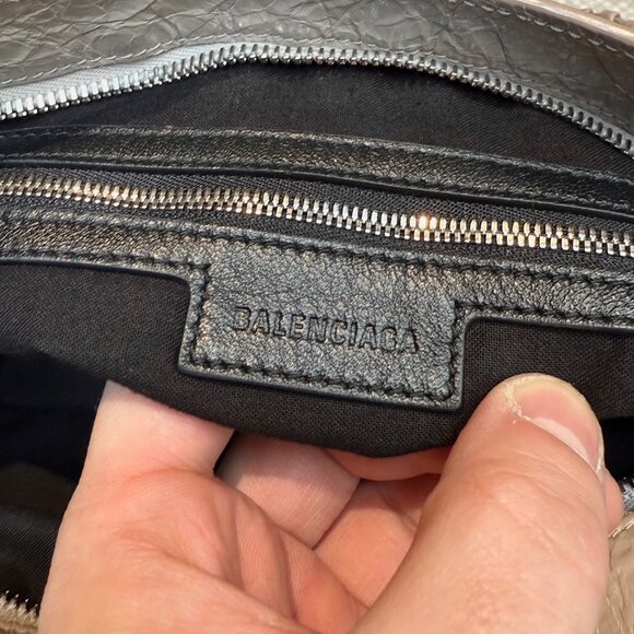 Balenciaga 2024 Beige Arena Leather Medium Le City Bag - Picture 10 of 16